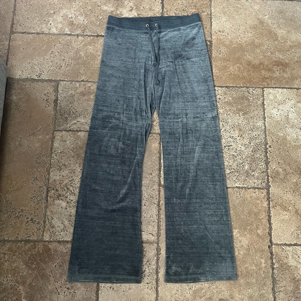 JUICY COUTURE gray soft velvet straight leg lounge pants size S